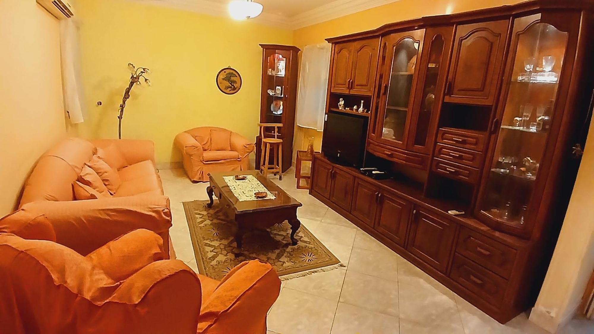 4 Open View Off Makram Location