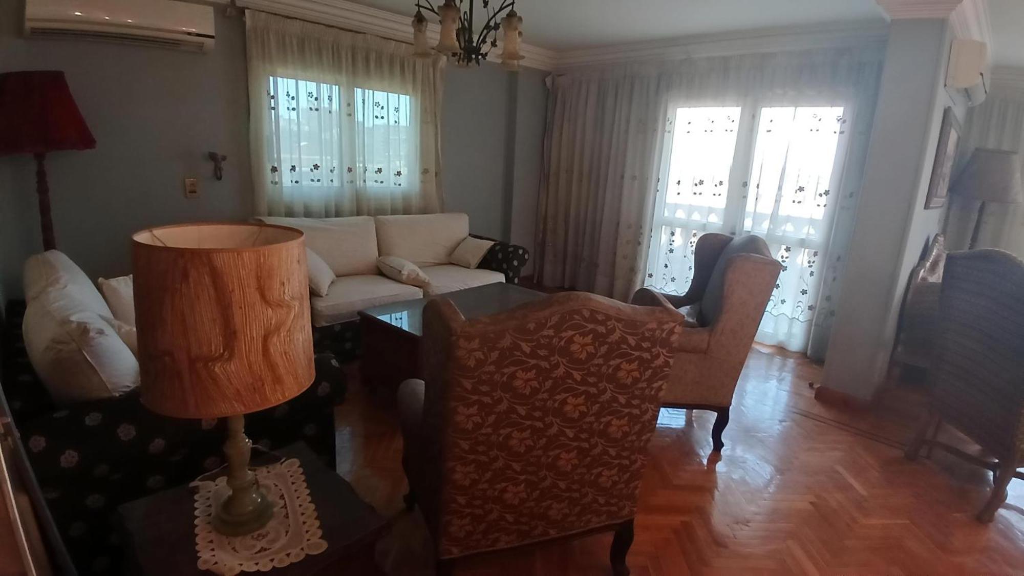 4 Open View Off Makram Location *